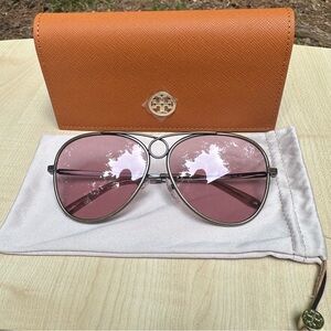 TORY BURCH sunglasses for women aviators with rose pink lenses NEW with case